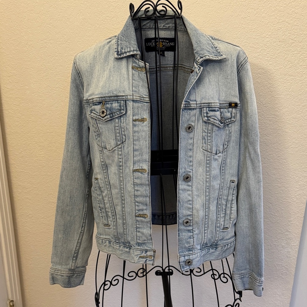 Lucky Brand Classic Light Blue Jean Jacket